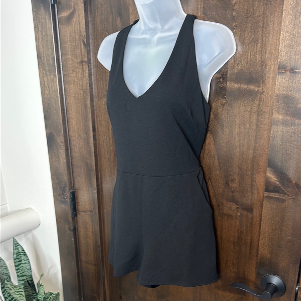 Chic Black V-Neck Romper open cross cross back Women’s Size L